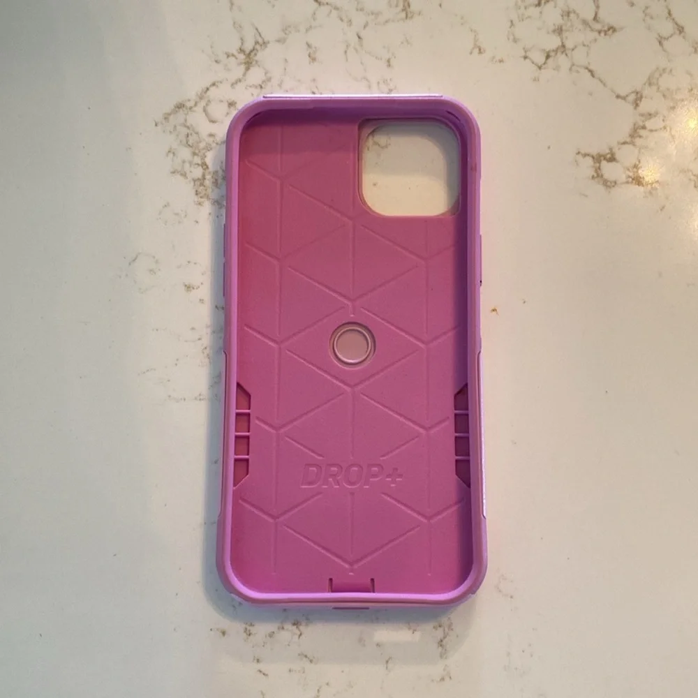 Otter box phone case 15 pro max - Picture 2 of 2